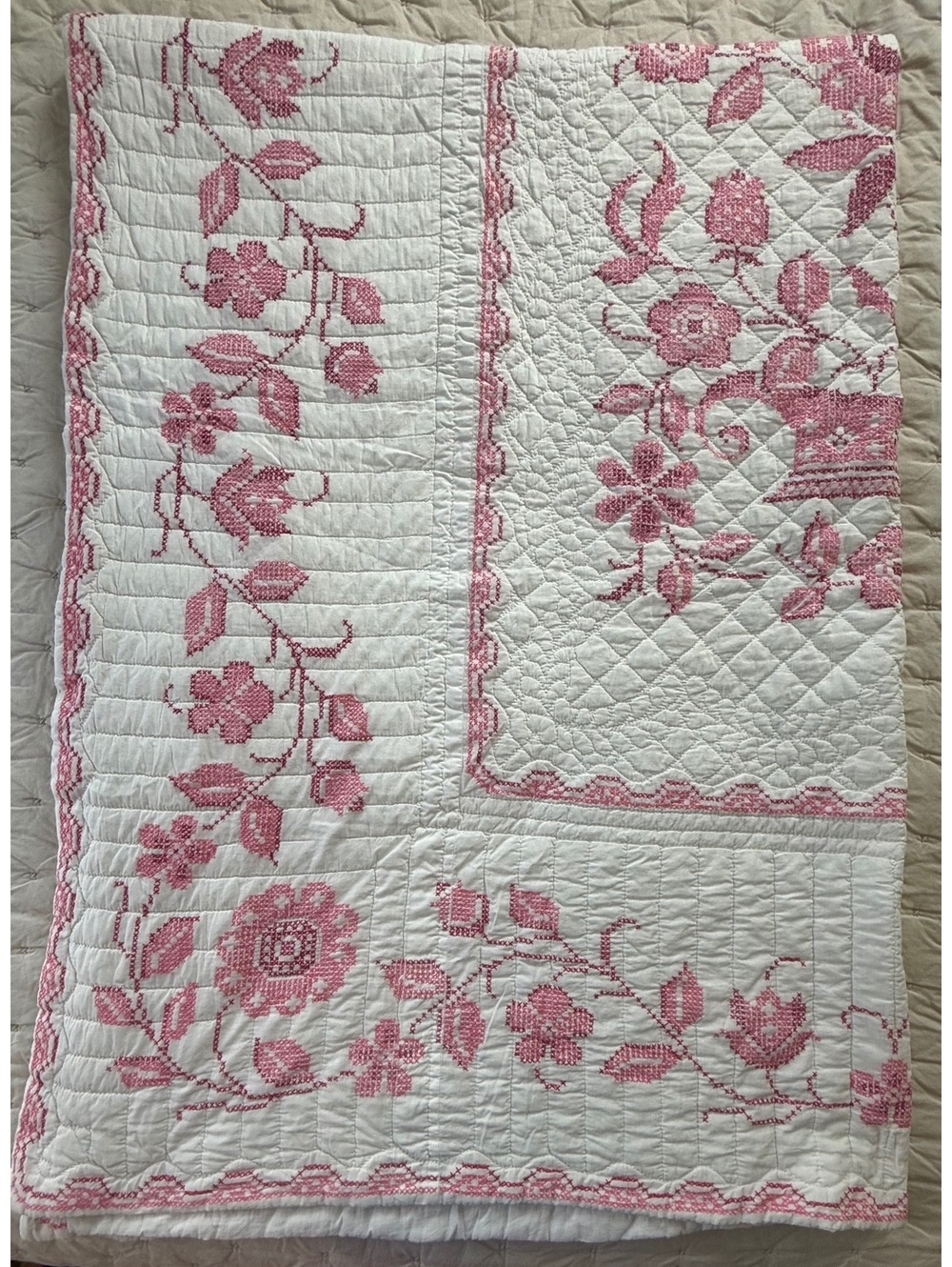 Vintage Handmade Pink Flora Hand Cross Stitch Hand Quilted Twin Quilt (cp21/tb1) - Picture 10 of 12